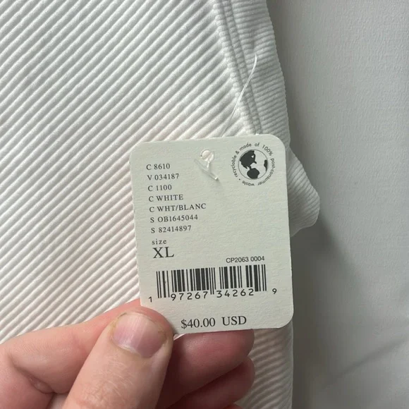 FP Movement White Free Throw Muscle Tank- XL - Picture 6 of 7